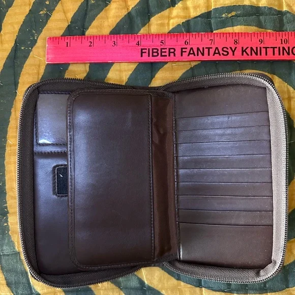 Coach Dark Brown Leather Vintage Phone Organizer Wallet - Picture 5 of 10